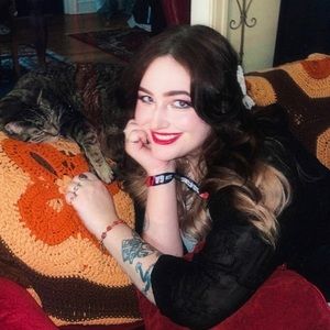 Meet your Posher, Jade
